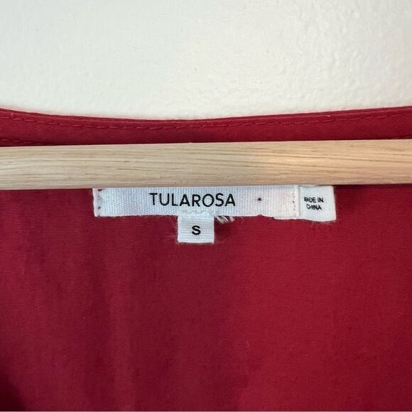 Tularosa Ava Cinched Long Sleeve Crop Top in Wine Size Small - Picture 7 of 9